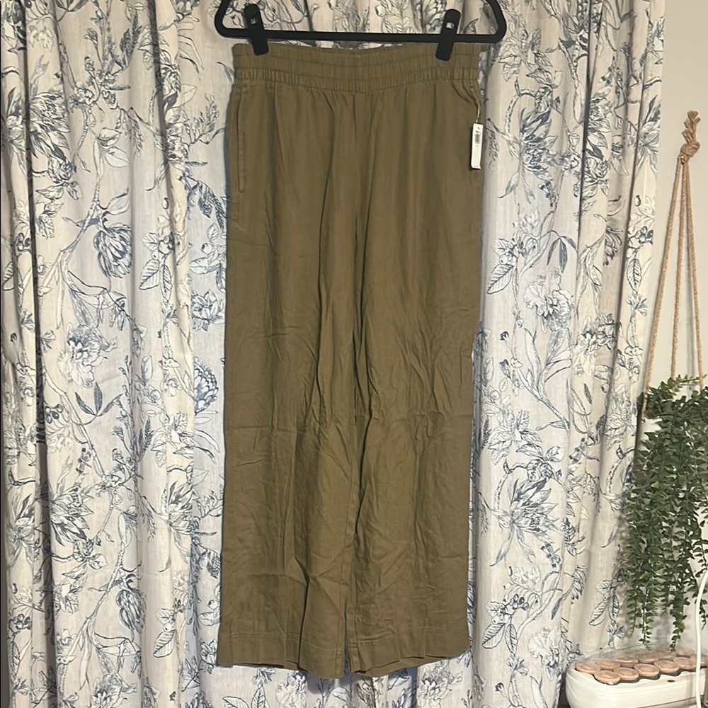 Old Navy Olive Green Linen Pants